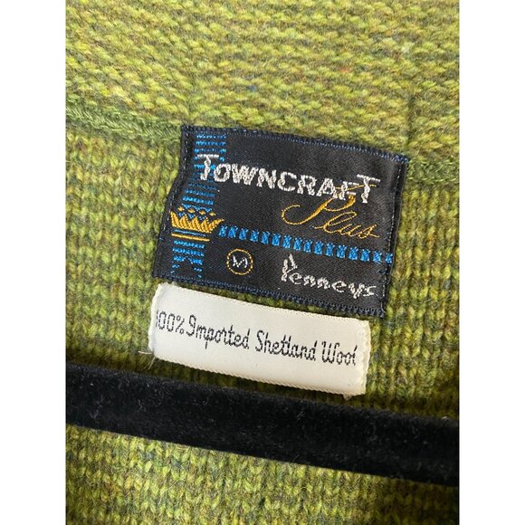 Vintage Towncraft Plus Shetland Wool Green V-Neck Sweater size Medium Knit - Picture 3 of 13
